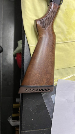 Vendo corredera nueva 
Dos cañones 
Uno de bala estriado de 59 cm
Otro cañón liso com polichokes intercambiables
Solo 00