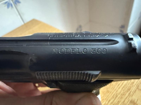 Se vende ASTRA modelo 300 (Purito), funcionando perfectamente. Único desperfecto como se ve en la foto, 00