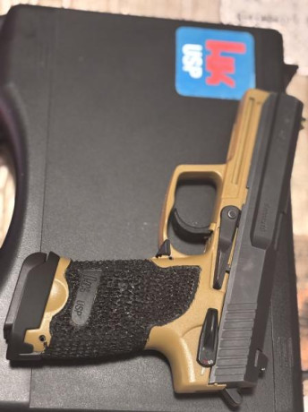 *VENDIDA*





Vendo HK USP Standar 9x19 modificada en Malaga. DEPOSITADA EN ARMERIA. 500€.
Preferencia 02