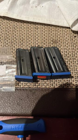 Un amigo vende su Walther GSP Expert prácticamente nueva, muy precisa con 3 cargadores y varios accesorios 00