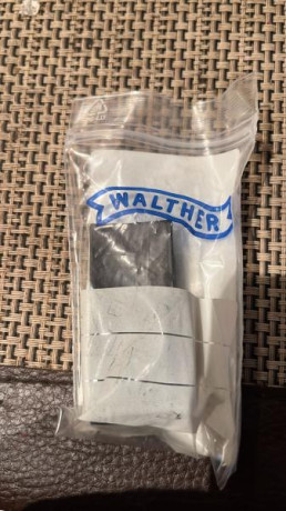 Un amigo vende su Walther GSP Expert prácticamente nueva, muy precisa con 3 cargadores y varios accesorios 10