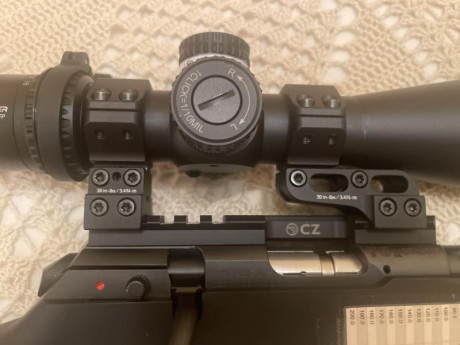 Vendo este visor comprado hace 4 meses en Amazon, lo compré para poner en una CD del 22lr, por que leí 40