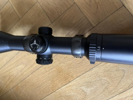 Rifle Browning Bar 2 en calibre 30-06, con monturas akah y visor Bushnell con retícula iluminada de 1,5-6x42. 00