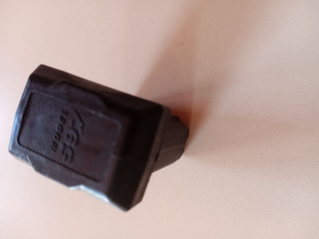 Vendo cargador Remington 597 de 10 cartuchos del 22, nuevo a estrenar.

35€ envio incluido por mensajeria, 01