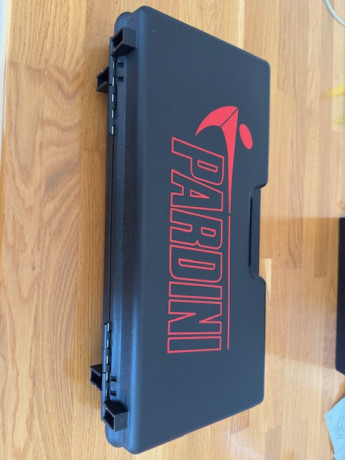 Vendo pistola PARDINI SP 22LR como nueva, primer propietario, comprada en Armeria Aguirre en octubre de 02