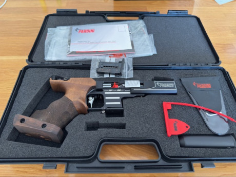 Vendo pistola PARDINI SP 22LR como nueva, primer propietario, comprada en Armeria Aguirre en octubre de 10