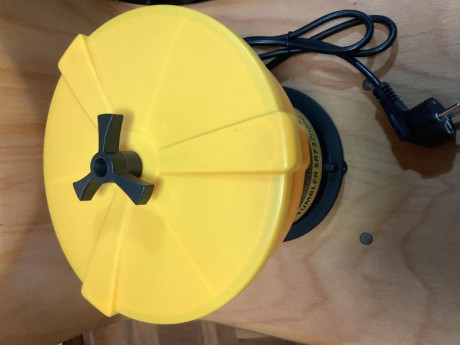 Se vende TUMBLER SR737 nano prácticamente nuevo usado muy poco ,con su caja original y le manual ,35€ 00