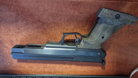 Vendo pistola compact 4,5
Es una pistola con culata regulable ,alza regulable, acciona mediante carga 00