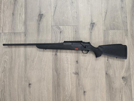 Único propietario, usado muy pocas veces. Estado impoluto.
Vendo por cambio a semiautomático.
Cerrojo 02