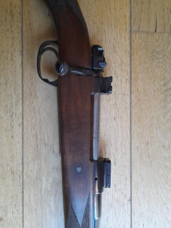 Hola, con el objetivo de aligerar armero vendo un Magnifico Heym Safari Express Light en cal. 375 RUM. 131