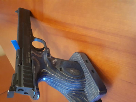 Se vende Walter CPS expert bluecalibre 22 con muy poco uso tendrá alrededor de dos años se la compré a 02