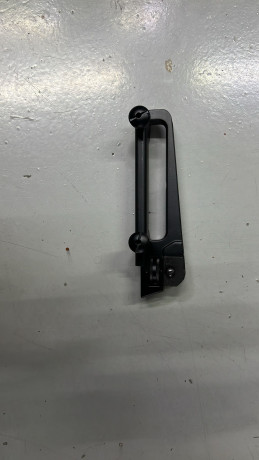 Se vende rifle impoluto muy poco uso 
Calibre 222 
Manufactura Oberland arms 
Cañón lonall Walter 
Personalizado
Cuatro 80