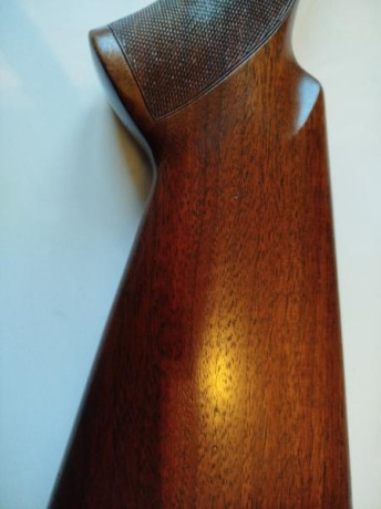 Vendo miroku 3800 TR-1, 76 de cañón, 1 y 2 estrellas, banda ancha, doble punto de mira, en buen estado.
Madrid, 01