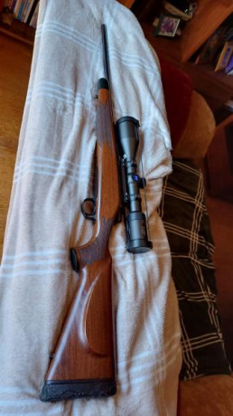 Un amigo vende este rifle Remington Seven CDL, en calibre 7-08, con monturas Leupold QR y visor Zeiss 00