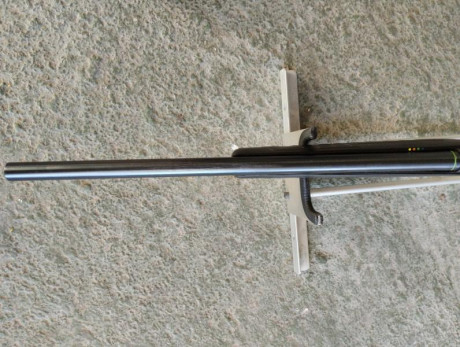 carabina con poco uso  zona de Valencia1100€ carabina visor y bipode 00