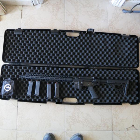 VENDIDO SE PUEDE BORRAR



Vendo schmeiseer del 9 con 4 cargadores su caja de transporte.
la carabina 02