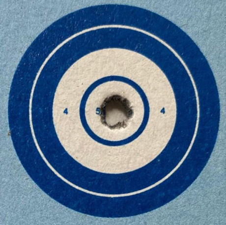 Por abandono de la actividad pongo a la venta:
Carabina Walther KK 300 Alutec
Se incluye todo el material 30