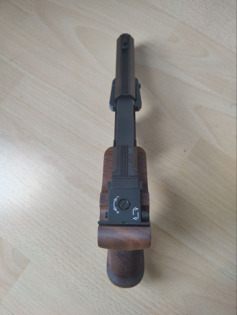 EDIT: Recientemente vendida  :!: 

¡Hola pistoleros!

Vendo pistola prácticamente nueva (soy el único 01