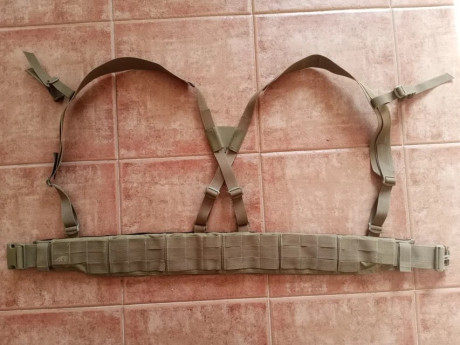 Vendo lo siguiente, los precios incluyen envió a península por mensajería, los artículos son originales, 92