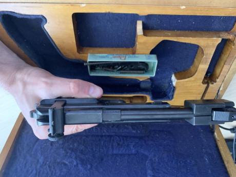 Vendida

Vendo esta pistola margolin soviética en su estuche original, y cajita de repuestos.

Gatillo 11