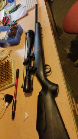 carabina con poco uso  zona de Valencia1100€ carabina visor y bipode 62