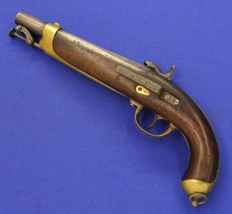 Voy a colocar unas fotos de un arma larga alemana de llave de mecha del siglo XVI. 51