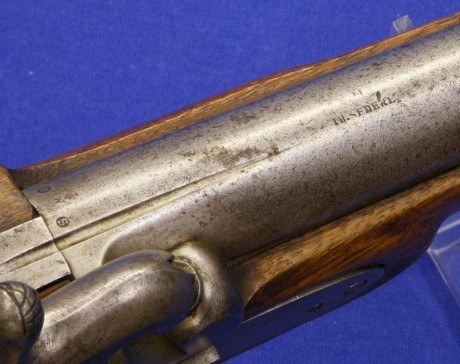 Voy a colocar unas fotos de un arma larga alemana de llave de mecha del siglo XVI. 91