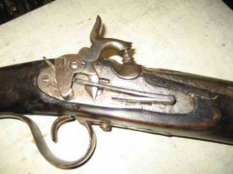 Buenos días:
Me gustaría poner a la venta un trabuco con la campana de bronce, cantonera metálica,
muy 00