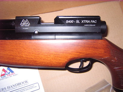 como estoy tan contento :mrgreen: 

ayer lunes llame a chano para saber si tenia este modelo,

si lo tenia 10