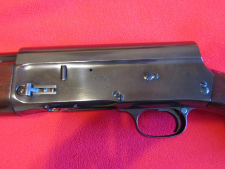 Hola,
Vendo Semiautomática FN Browning de fabricación belga, cañón de 68 cm y choke cyl (5*), con sistema 10