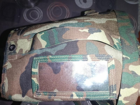 Riñonera  operativa original ejercito de tierra es perfecto estado precio 35+envio 02