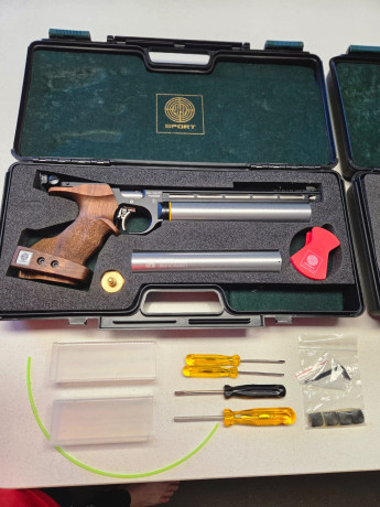 Venta pistola de aire por comprar la E, steyr evo 10 es de 2022 con muy poco uso, menos de una caja de 02