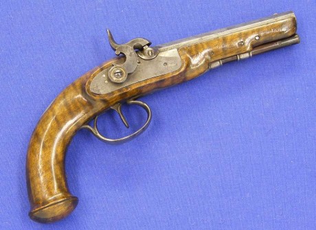 Voy a colocar unas fotos de un arma larga alemana de llave de mecha del siglo XVI. 110