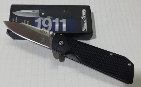 VENDO navaja de diseño inspirado en la pistola Colt 1911, marca Cold Steel
Nueva
Precio 25 euros mas gastos 01