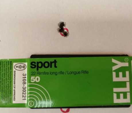 Excelente precisión con RWS special match, disparador a 50g, completamente regulable, cerrojo muy suave, 22