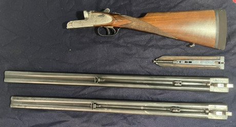 Escopeta yuxtapuesta expulsora AYA 117 de 1962 con dos juegos de cañones, de 68 cm (*** y *) y 71cm (** 01