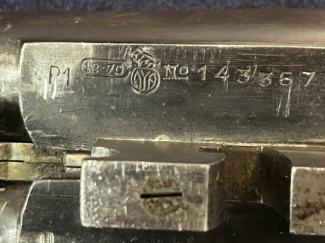 Escopeta yuxtapuesta expulsora AYA 117 de 1962 con dos juegos de cañones, de 68 cm (*** y *) y 71cm (** 30