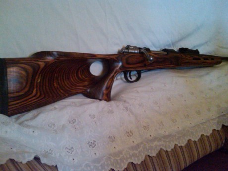 Hola compañeros, os explico e comprado una culata para mi Mauser y viene la madera al natural, es madera 131