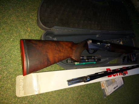 Por motivos de salud, vendo Benelli raffaello crio del calibre 20, 20/76, cañón propio longitud 65cm con 20