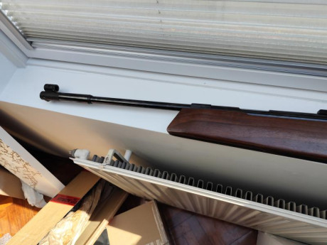 Carabina Fwb 300 s Zurda.

En buen estado.

Lleva diopter Walther.

Tiene los sellos originales, pero 01