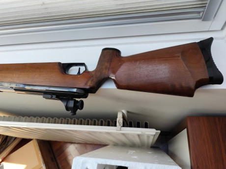 Carabina Fwb 300 s Zurda.

En buen estado.

Lleva diopter Walther.

Tiene los sellos originales, pero 00