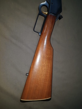 Vendo Marlin 1894 en cal 44 RM como nuevo (60 tiros) por no darle ningun uso lo vendo por 800€.
Saludos. 00