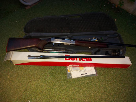 Por motivos de salud, vendo Benelli raffaello crio del calibre 20, 20/76, cañón propio longitud 65cm con 50