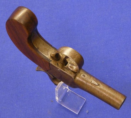 Voy a colocar unas fotos de un arma larga alemana de llave de mecha del siglo XVI. 50