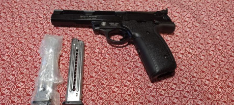 Se vende por abandonar práctica de tiro
Calibre 22,muy buen estado,ideal para iniciarse en el tiro olimpico
Dos 02