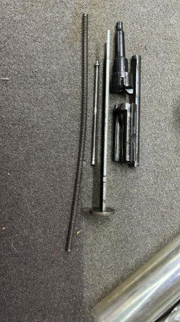 Por dejar la afición se vende conjunto completo 
Cuatro calibres y fusil AR15 sabré defendér 
Rifle sabre 72