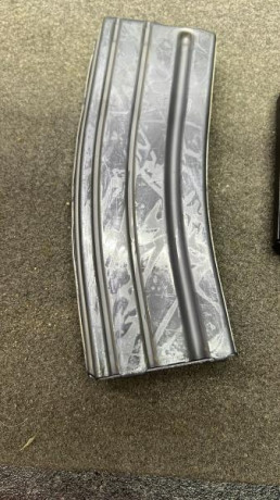 Por dejar la afición se vende conjunto completo 
Cuatro calibres y fusil AR15 sabré defendér 
Rifle sabre 71