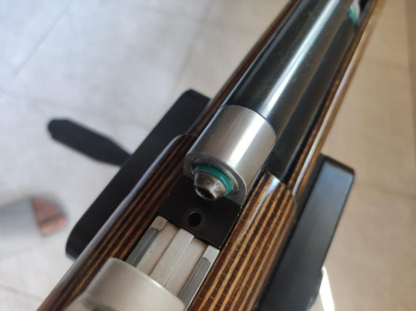 Vendo carabina de aire comprimido FEINWERKBAU 600, preciosa. Todo perfecto, componentes de goma nuevos, 21
