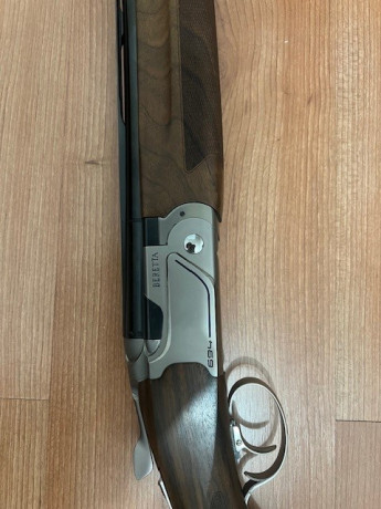 Beretta 694 Trap, en excelente estado, culata regulable con sistema B-Fast, 76 cm de cañón, 18,4 de recamara, 11