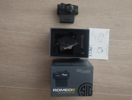 Vendo visor punto rojo romeo 5 sig sauer
175€ está en Pamplona, portes a parte 
Usado muy poco en un 22 01